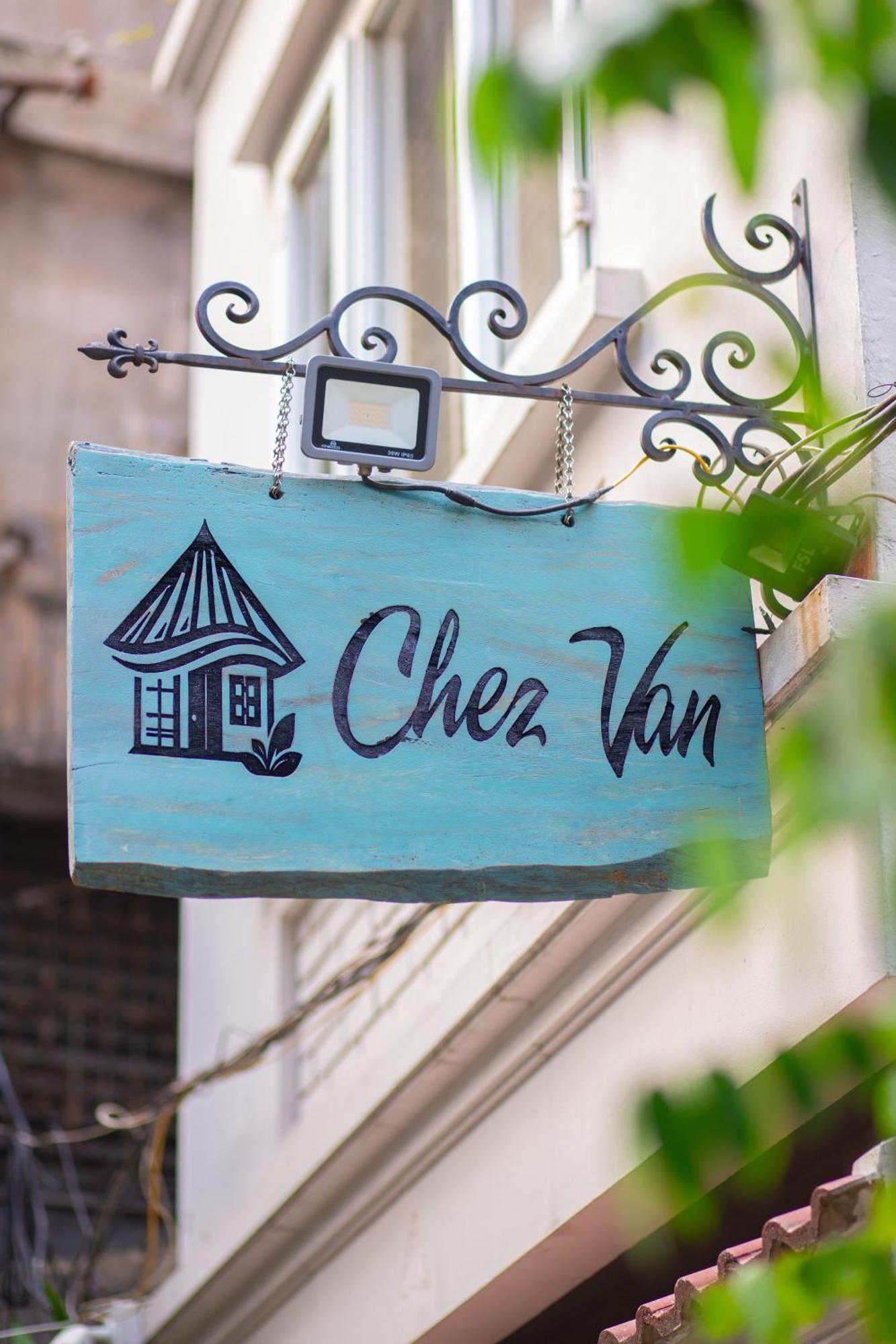 Chez Van Hanoi Buitenkant foto